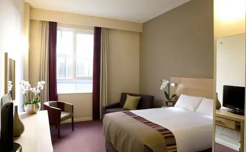 Leonardo Hotel Derby Zimmer Photos