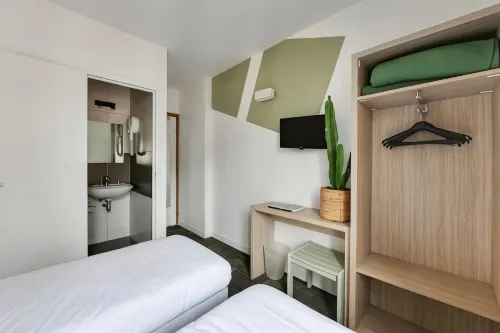 Louisa Hotel Paris Rooms Photos