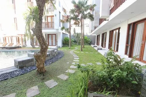 Grand La Walon Hotel Exterior Photos