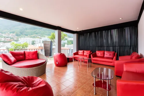7Q Patong Beach Hotel Public Areas Photos