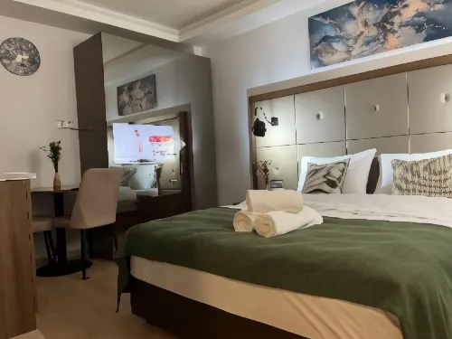 Elegance Suites Rooms Photos