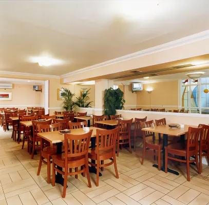 The Gresham Hotel Restauration Photos