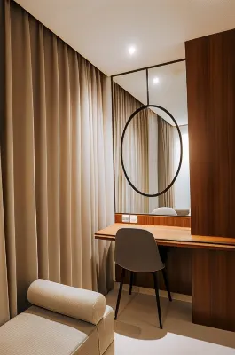 Azana Style Hotel Madura Kamar Photos
