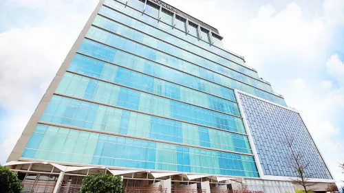 The Rinra Makassar Esterni Photos