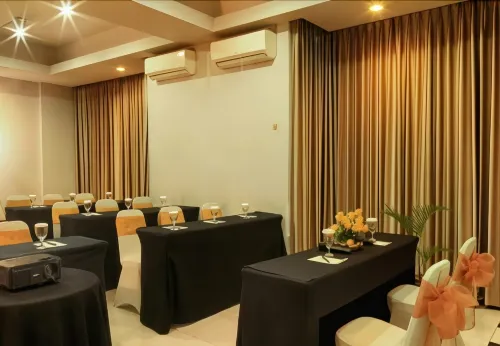 Valore Hotel Business Photos