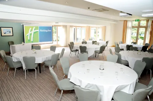 Holiday Inn Express Cambridge-Duxford M11, Jct.10 Dining Photos