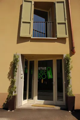 Stile Libero Außen Photos