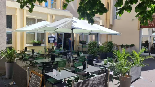 Kyriad Metz Centre Dining Photos