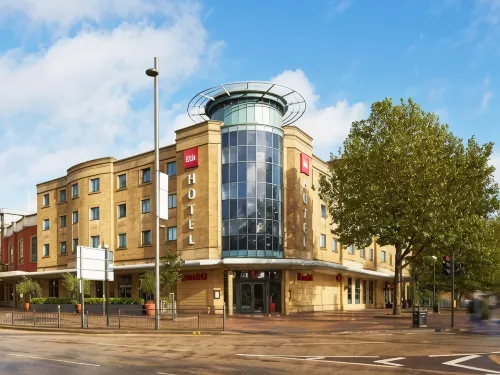 Ibis London Stratford Featured Photos