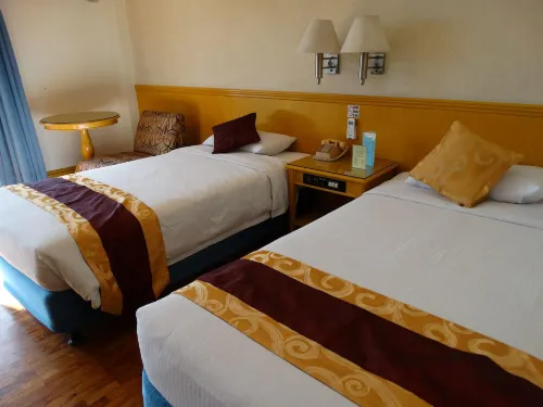 Aloha Hotel Roxas Boulevard Manila Photos