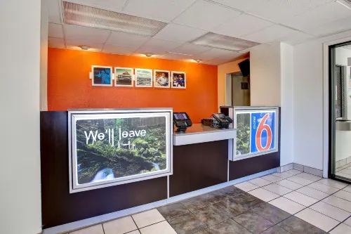 Motel 6 Sunnyvale, CA - North Public Areas Photos
