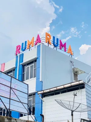 RumaRuma Hotel Kenten Palembang Extérieur Photos