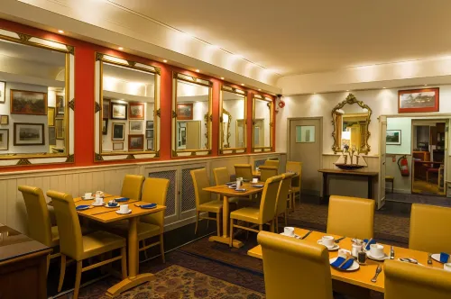 Marlborough Arms Ristorazione Photos
