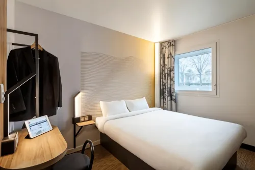 B&B Hotel PARIS GENNEVILLIERS ASNIERES Chambres Photos