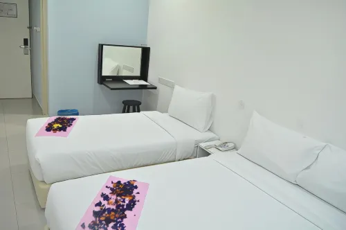 YY48 Hotel 2 Mins Walk from Masjid Jamek LRT Station Rooms Photos