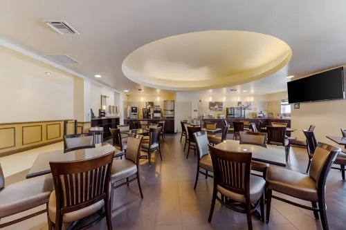 Best Western Plus Miami Airport North Hotel  Suites Питание Photos