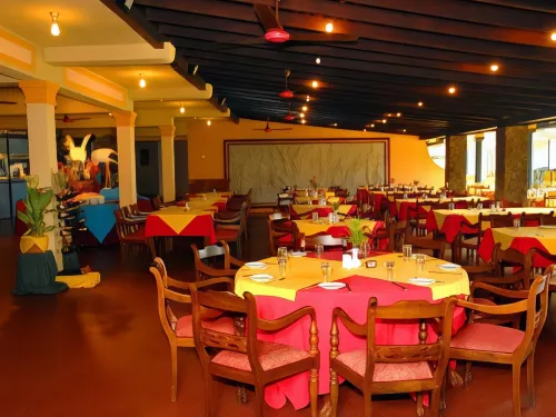 Camelot Beach Hotel Ristorazione Photos