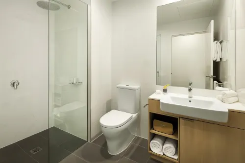 Quest Griffith Rooms Photos