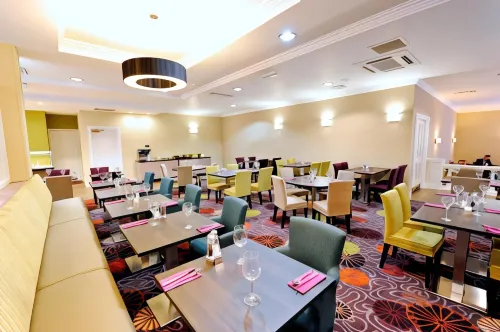 Link Hotel Dining Photos