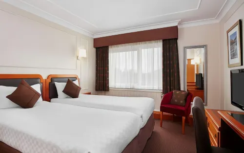 Leonardo Hotel Inverness Photos