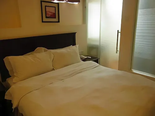 De Galleria Hotel Photos