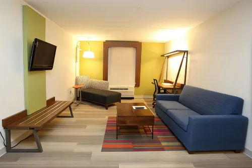 Holiday Inn Express & Suites Newport News Chambres Photos
