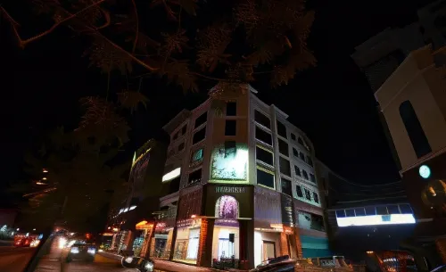 KK Waterfront Hotel Esterni Photos