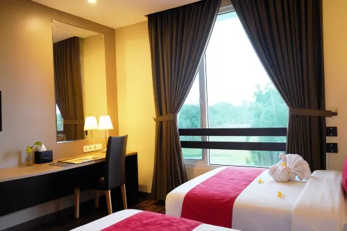 The Royale Krakatau Hotel Kamar Photos