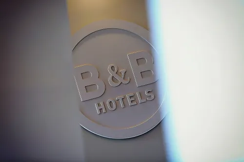 B&B HOTEL Lille Roubaix Campus Gare Photos
