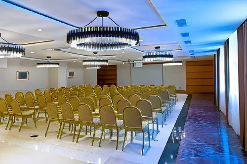 Ramada by Wyndham Astana Geschäftseinrichtungen Photos