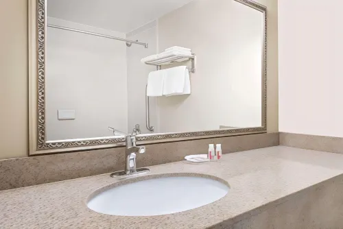 Ramada by Wyndham London Chambres Photos