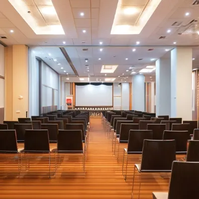 Ibis Astana Espaces Affaires Photos