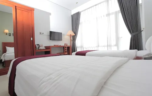 PRIMA SR Hotel & Convention Yogyakarta Kamar Photos