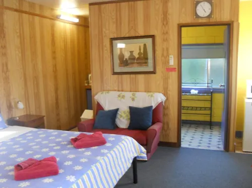 Summers Rest Units Photos