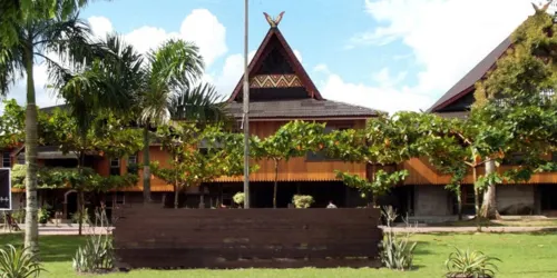 Arsela Hotel Pangkalan Bun Extérieur Photos