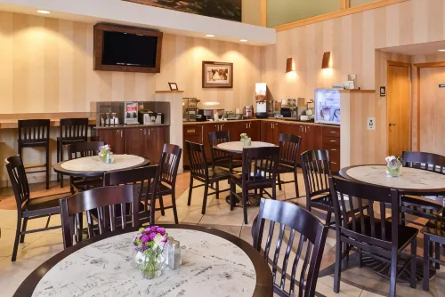 Best Western University Inn Makanan Photos