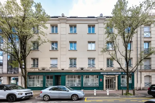 Hôtel Montbriand Antony (Ancien Hôtel Alixia) À ne pas manquer Photos