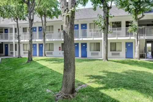 Motel 6 Fremont, CA – North Öffentliche Flächen Photos