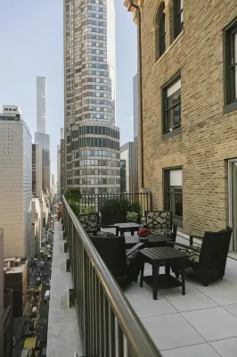 The Manhattan Club Xung quanh Photos