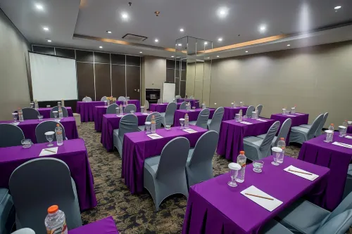 Royal Regantris Cendana Unggulan Photos