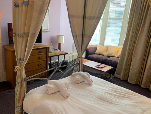 Southside Guest House Rooms Photos