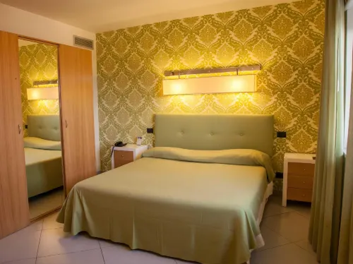 4 Spa Resort Hotel Rooms Photos