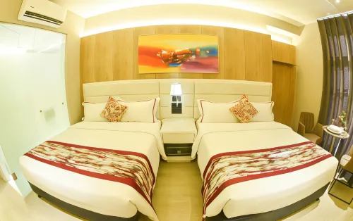 Red Hotel Cubao, Quezon City Zimmer Photos
