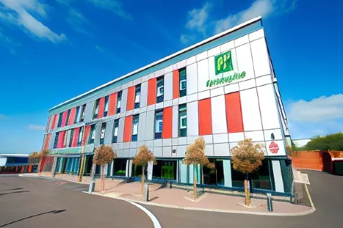 Holiday Inn London - Luton Airport Chambres Photos