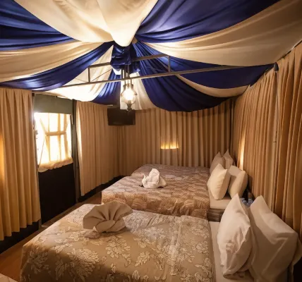 Royal Caravan Hotel & Outbound Trawas Photos