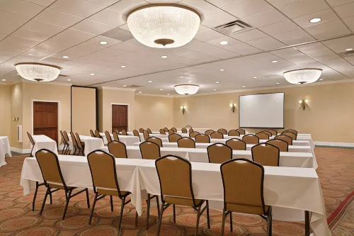 Best Western Plus New Englander Featured Photos
