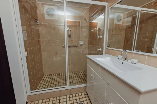 Cumberland Motor Inn Rooms Photos