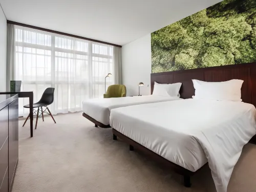 Neat Hotel Avenida Huoneet Photos
