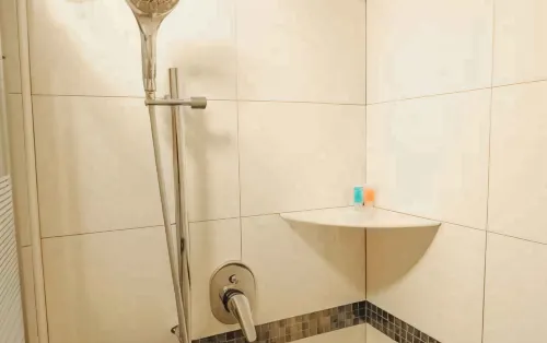 K GARDEN HOTEL PARIT BUNTAR Chambres Photos