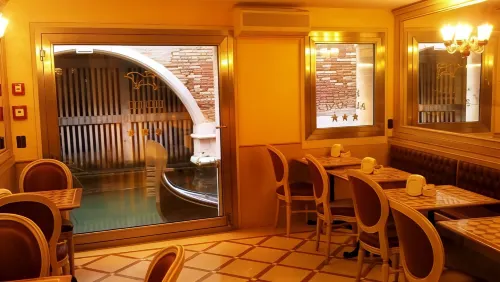 Hotel Alcyone Restauration Photos